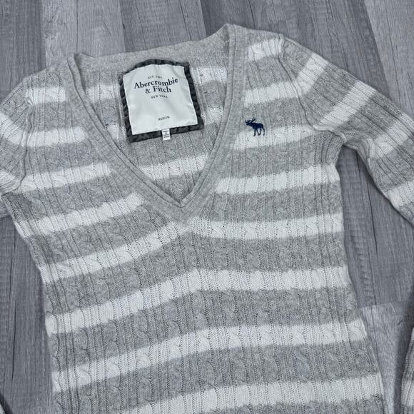 Y2k Abercombie and Finch Striped Cable Knit Sweater Gray White Bella Ellina - Picture 2 of 7
